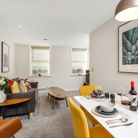 Executive Apartments แอนโดเวอร์ ภายนอก รูปภาพ